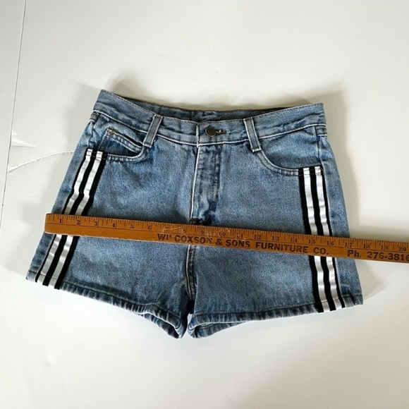 Vintage 90's Side-Stripe Jean Shorts, Size 25 - Picture 5 of 10